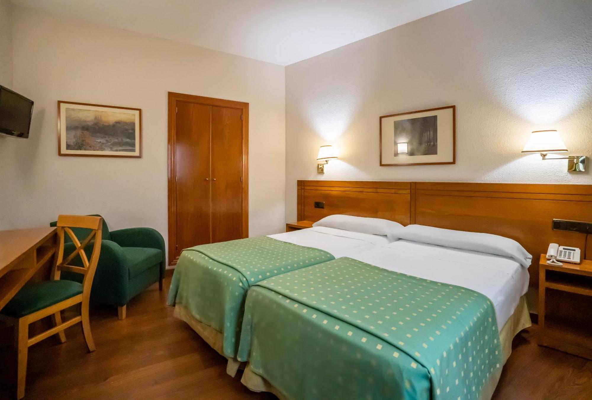 Economy Twin Room Ground floor