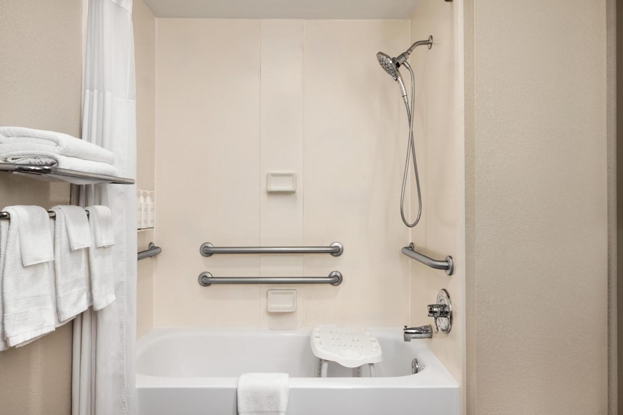 Queen Room Two Queen Beds Mobility Access or Non-Smoking