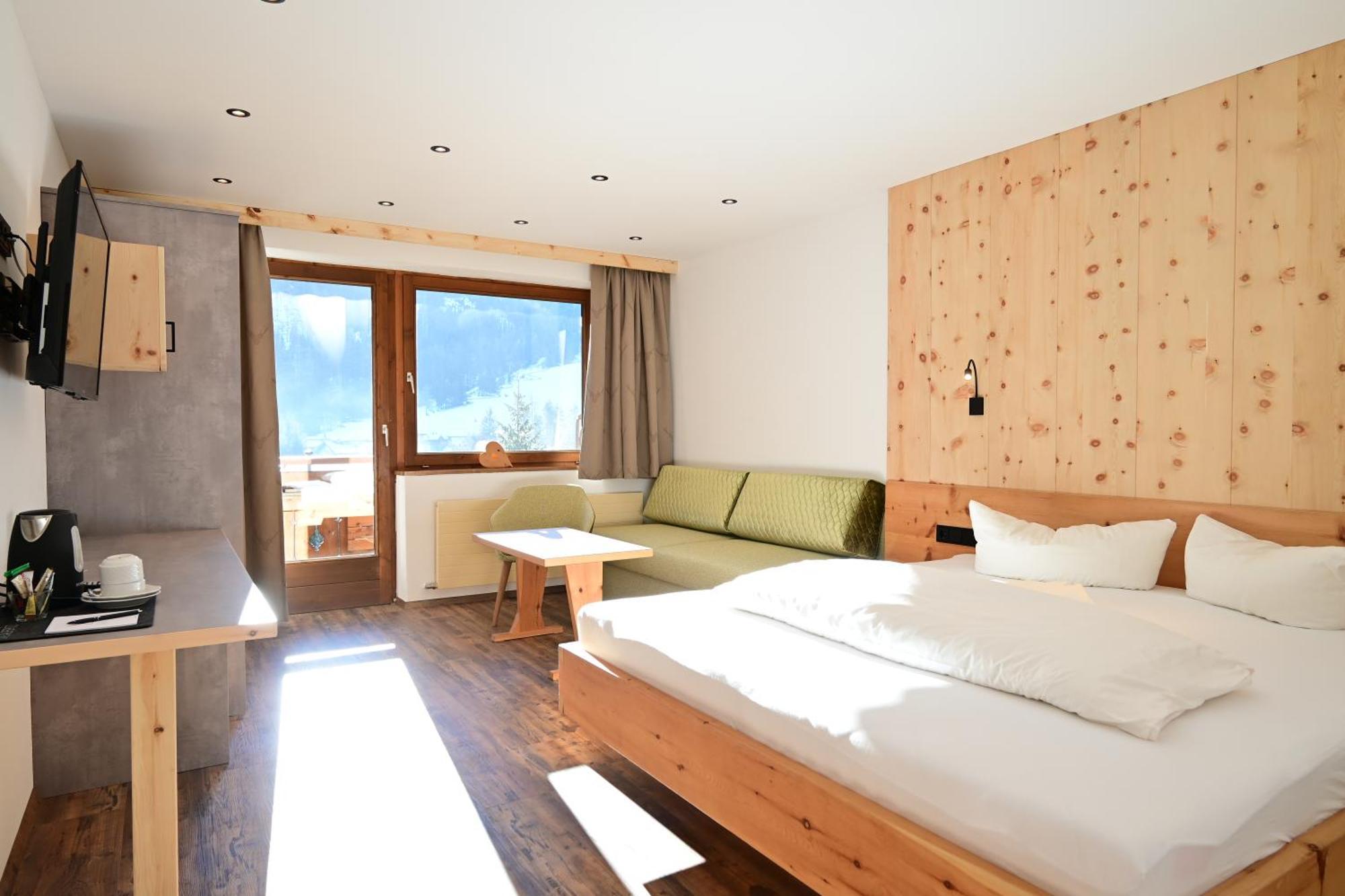 Deluxe Double Room Balcony