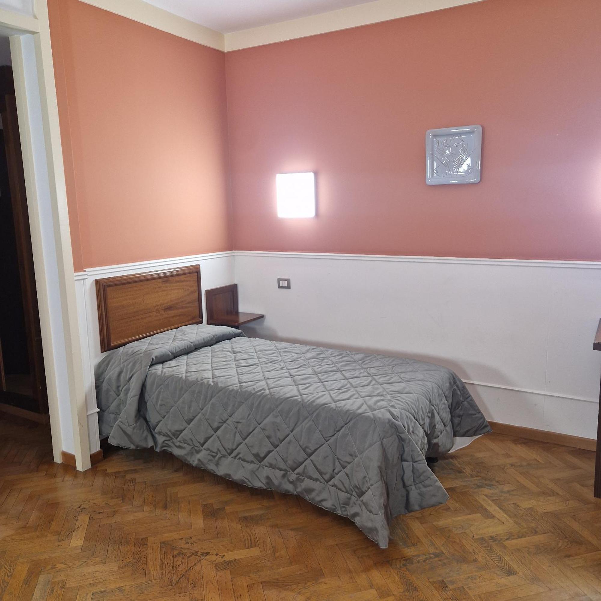 Single Room,1640379567:JPEG