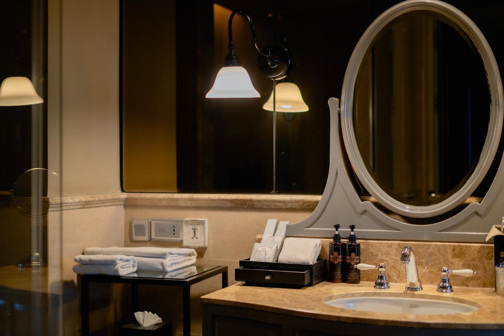 Yama Executive King Room Club Benefits,1639562833:JPEG