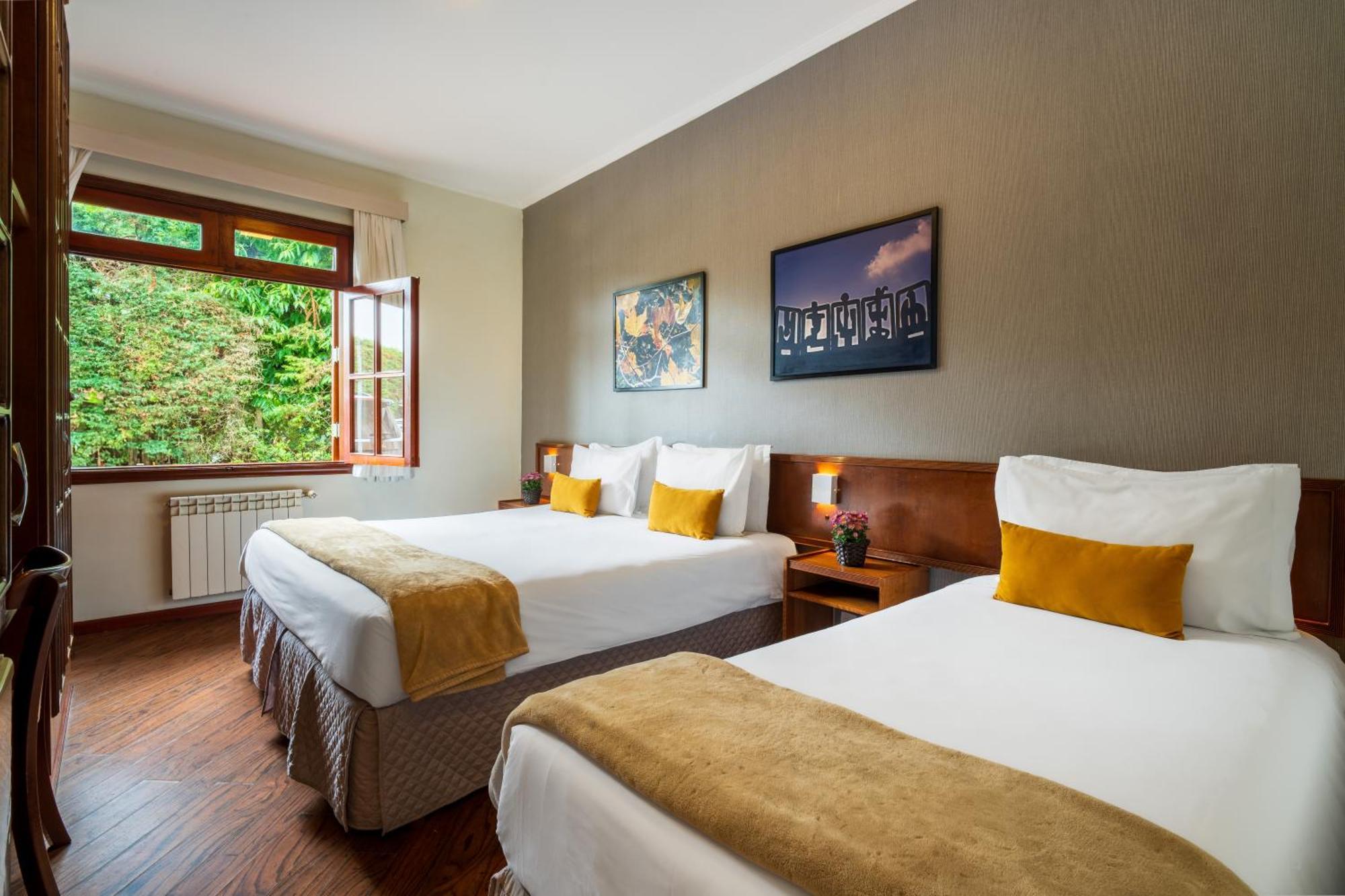 Luxury Triple Room