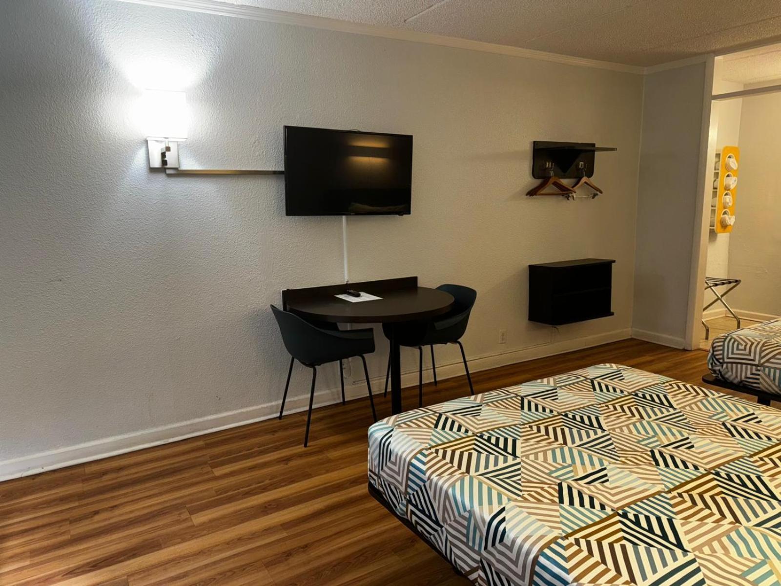 Quadruple Room - Non-Smoking