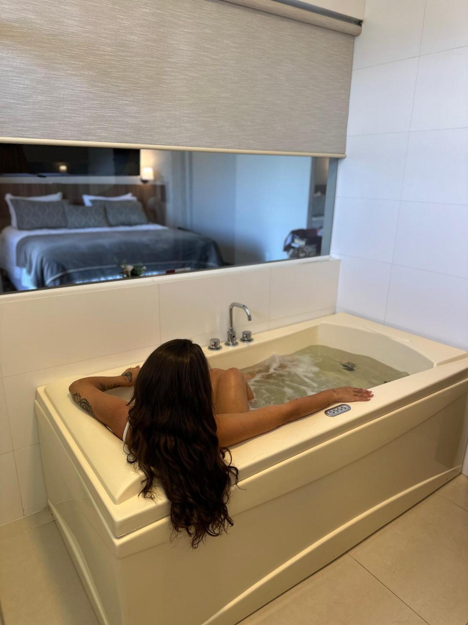 Deluxe King Room,1639570942:JPEG