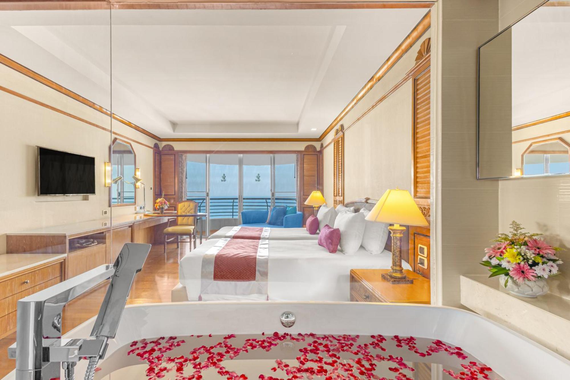 Regency Suite 2 bedrooms,1639582476:JPEG