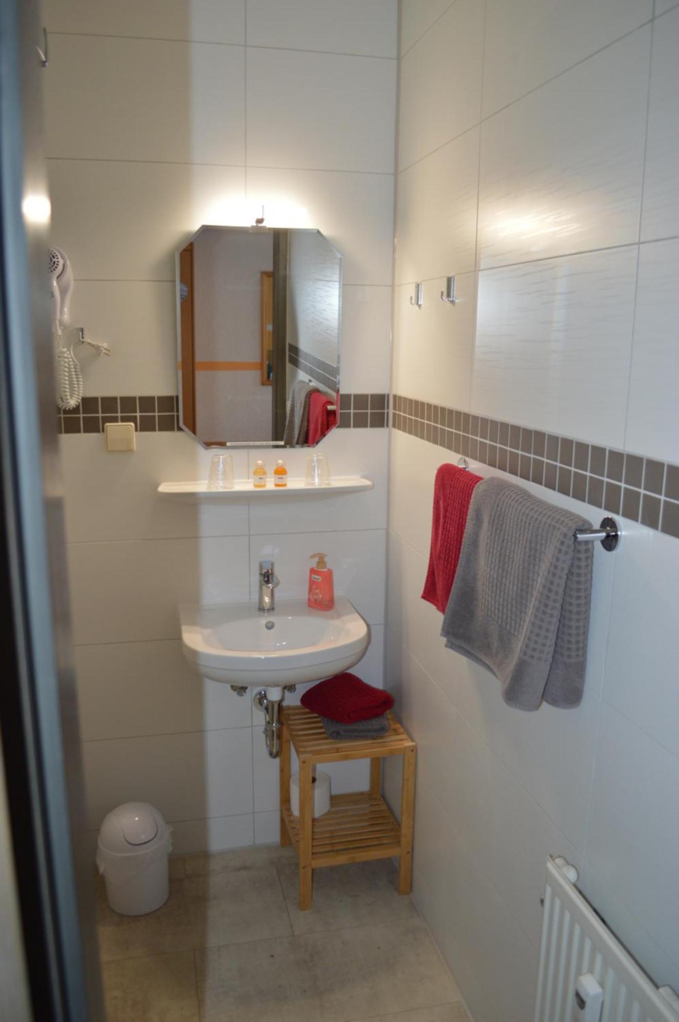 Standard Twin Room,1639608812:JPEG