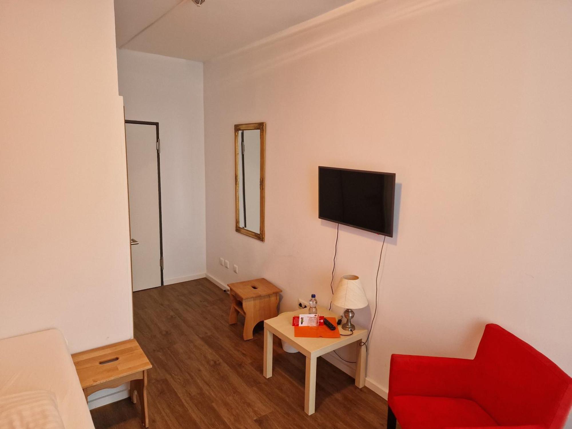 Single Room Balcony,1639622290:JPEG
