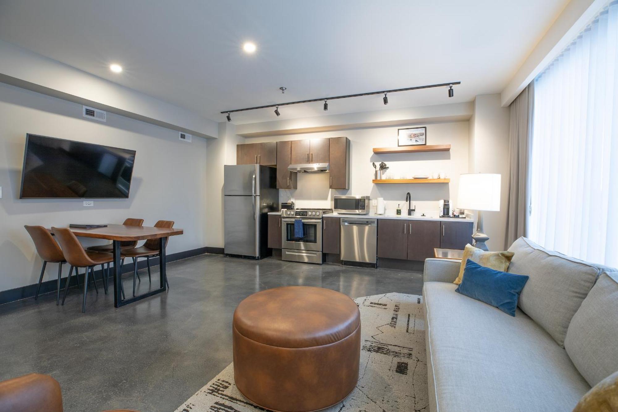 Queen Suite