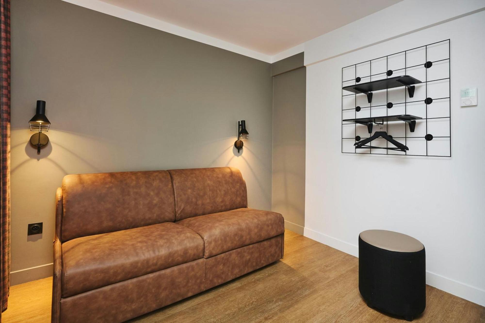 Family Queen Room Sofa Bed Balcony