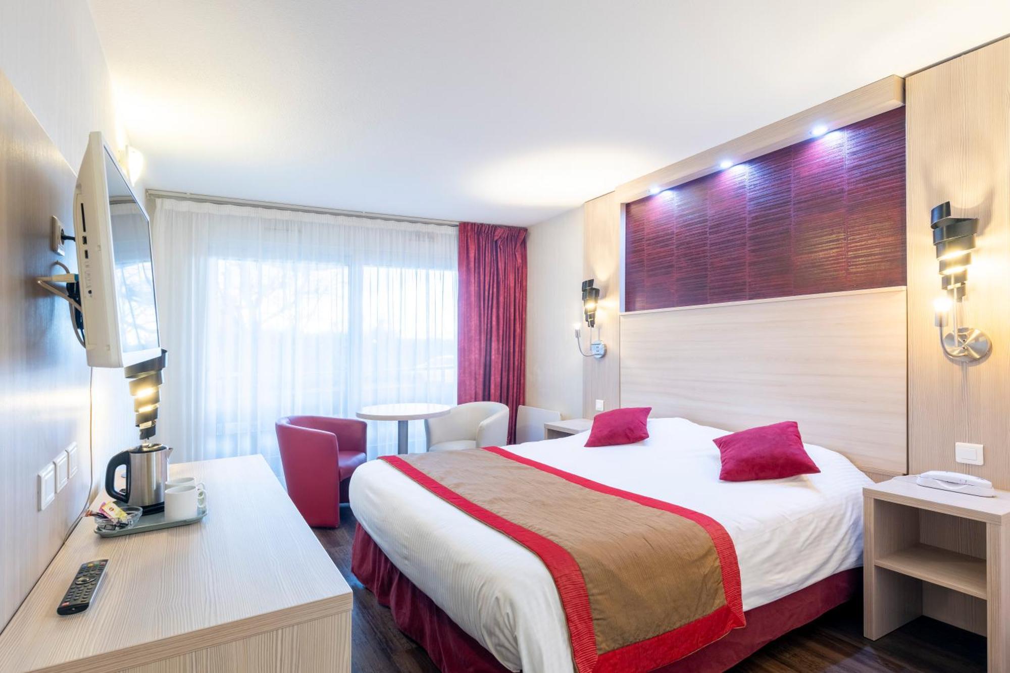 Double Room Shower