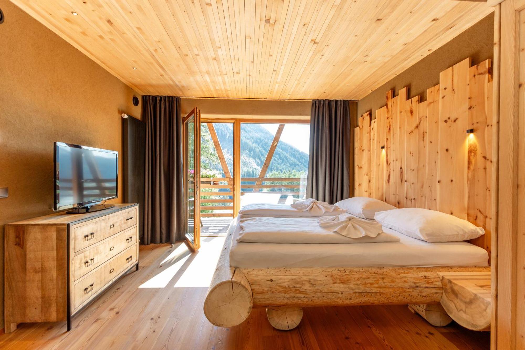 Deluxe Double or Twin Room Balcony