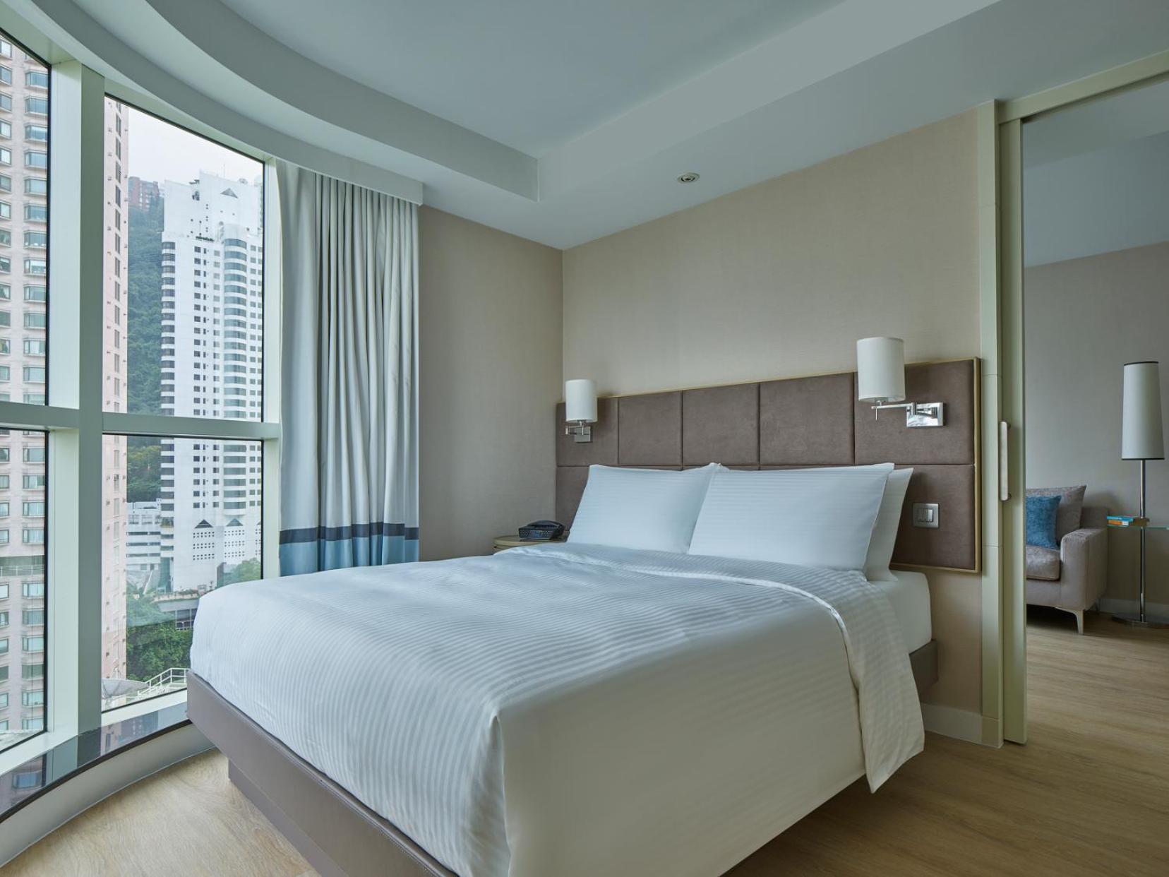 Standard Suite,1262708242:JPEG