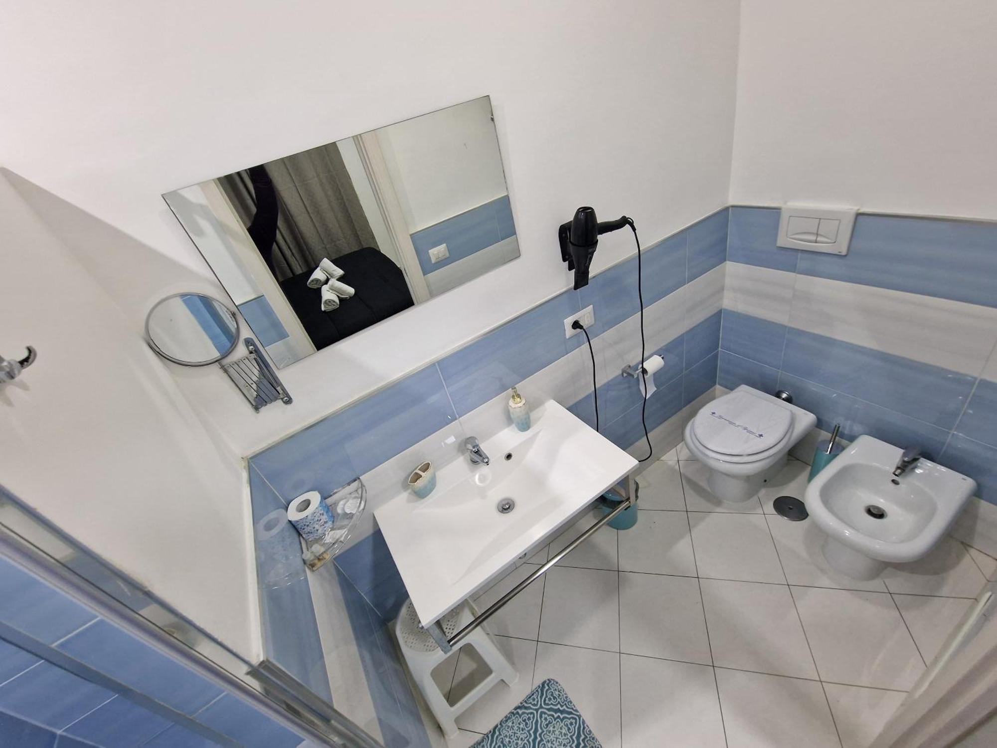 Double Room Private Bathroom