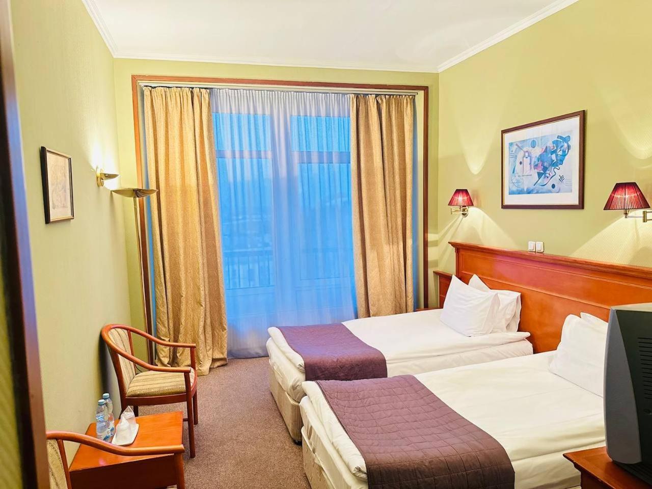 Economy Twin Room