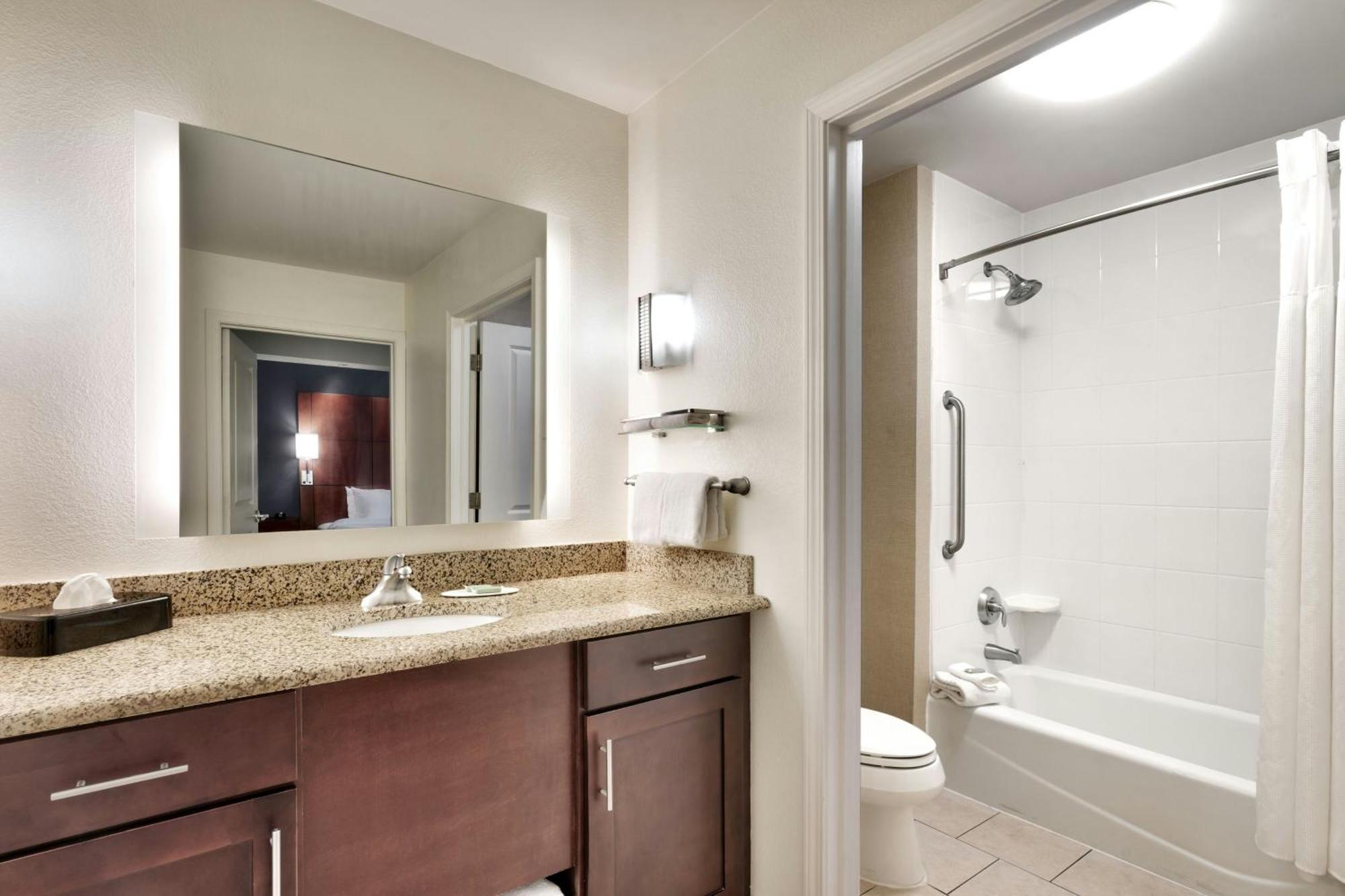 One-Bedroom Suite