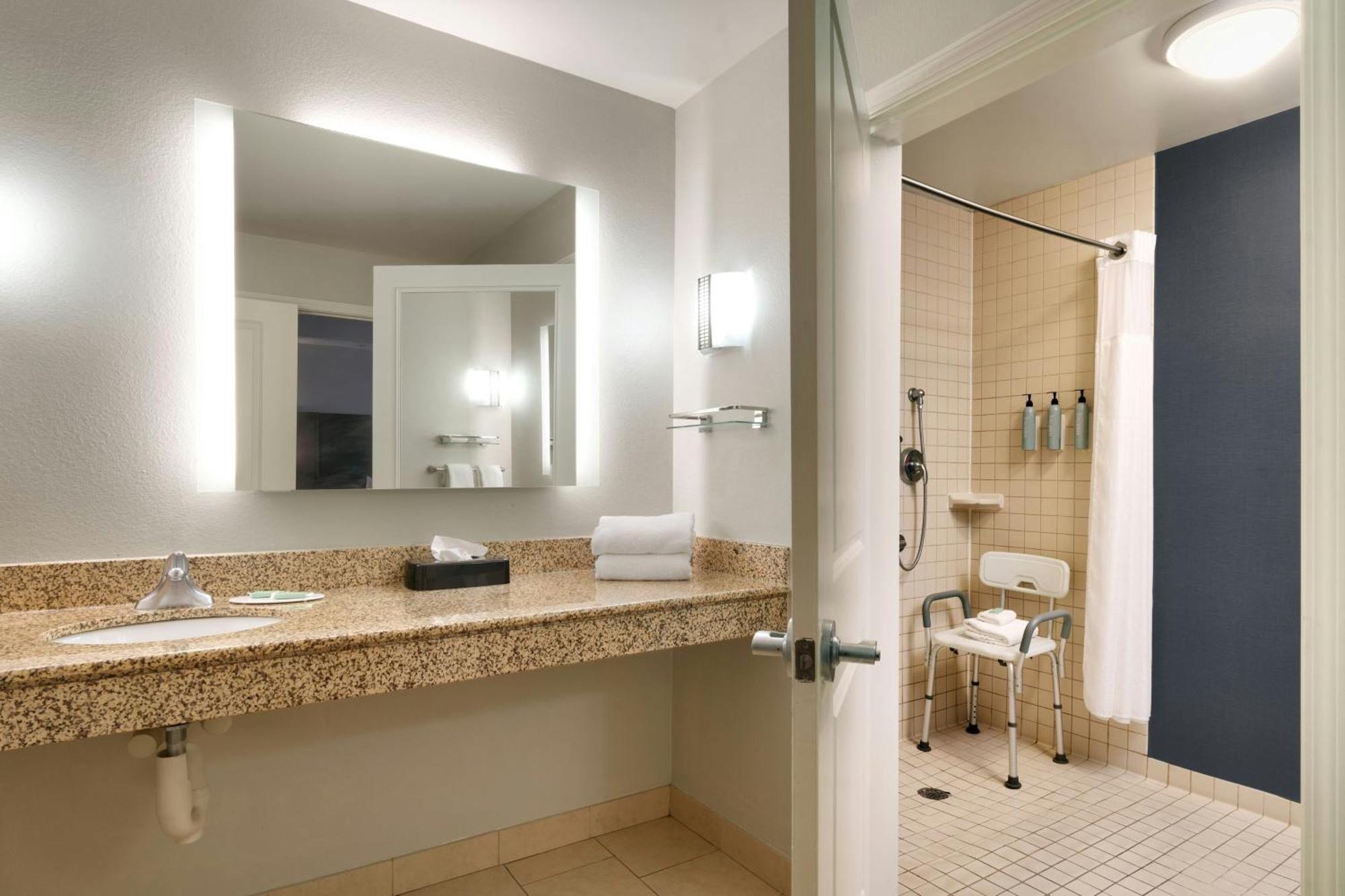 One-Bedroom Suite