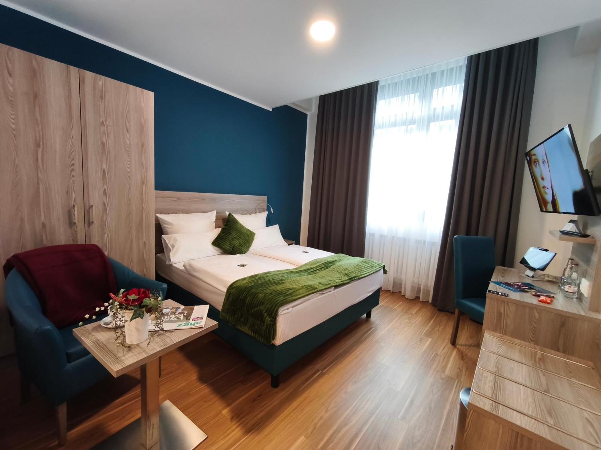 Double or Twin Room,1641102064:JPEG