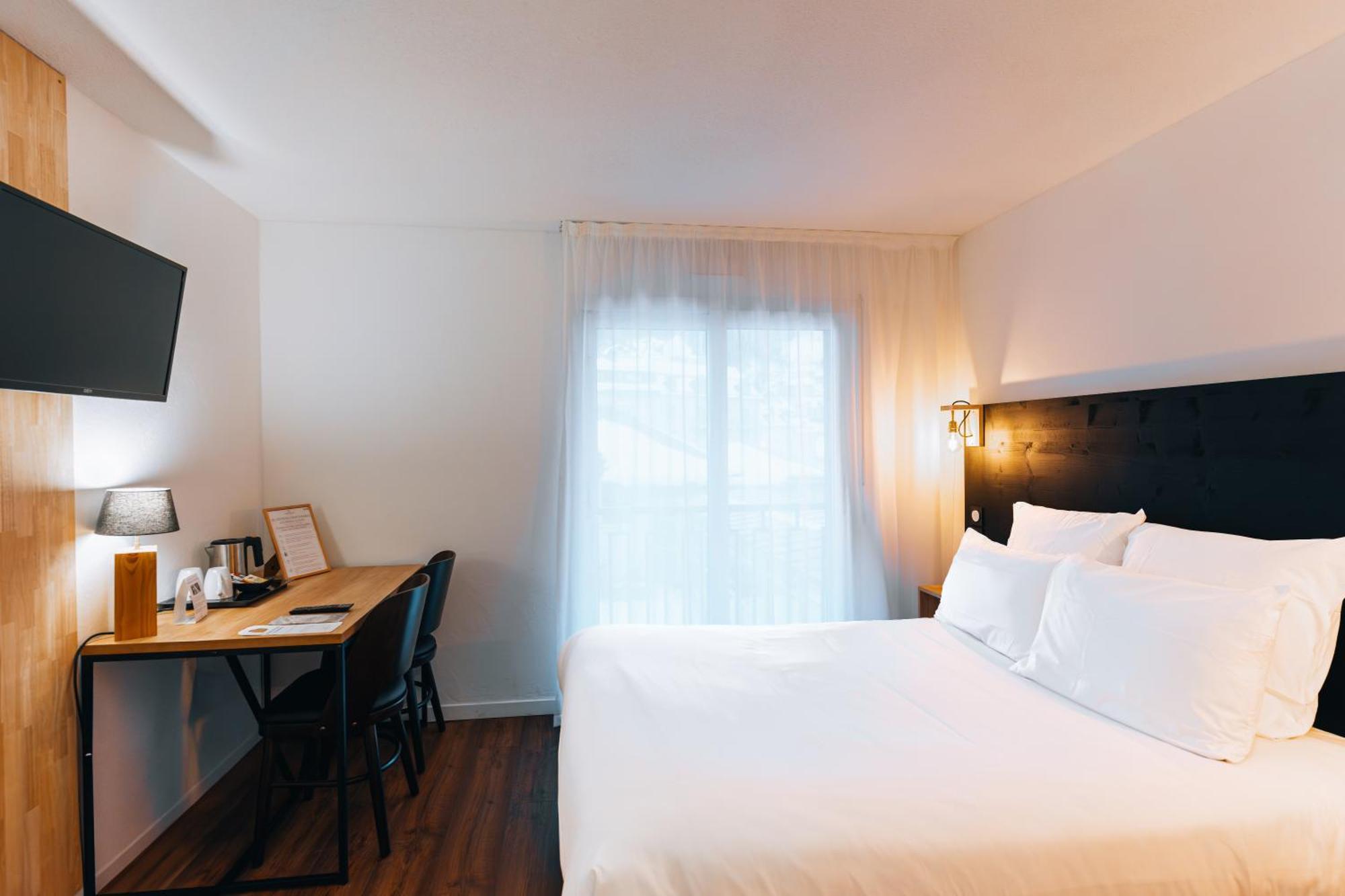 Double Room,1641728642:JPEG