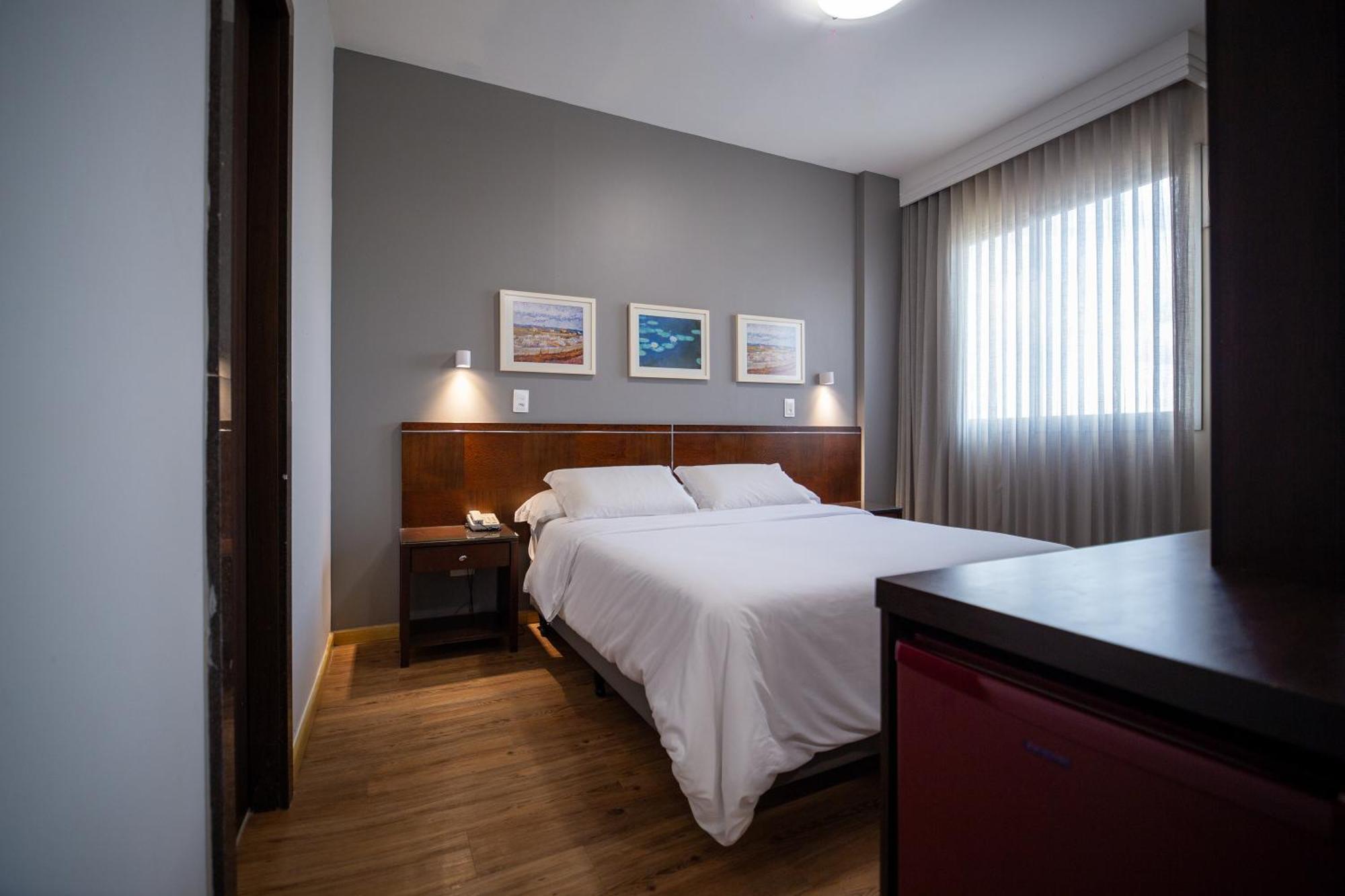 Luxury Room,1641739567:JPEG
