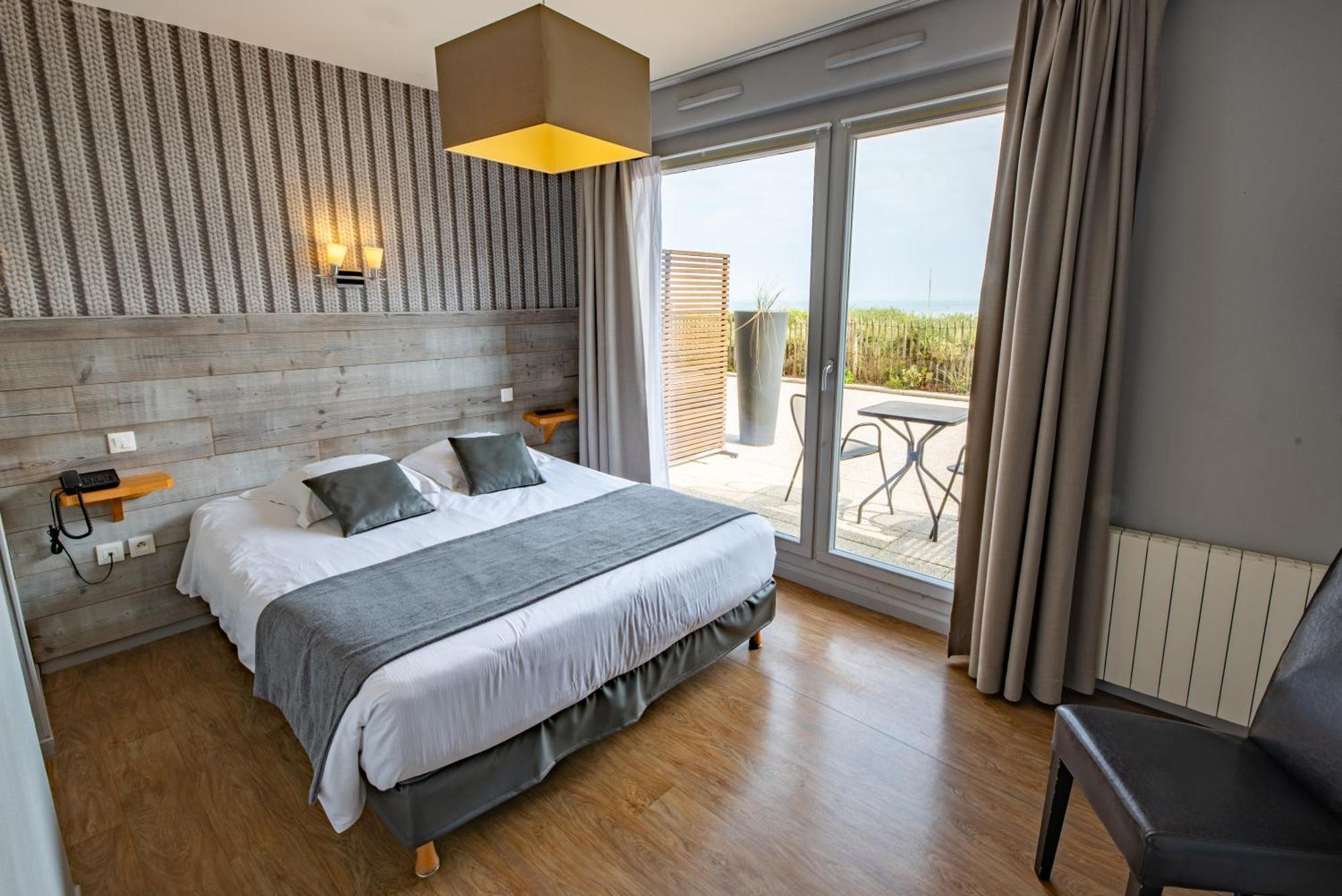Double Room with Sea View,1746920845:JPEG