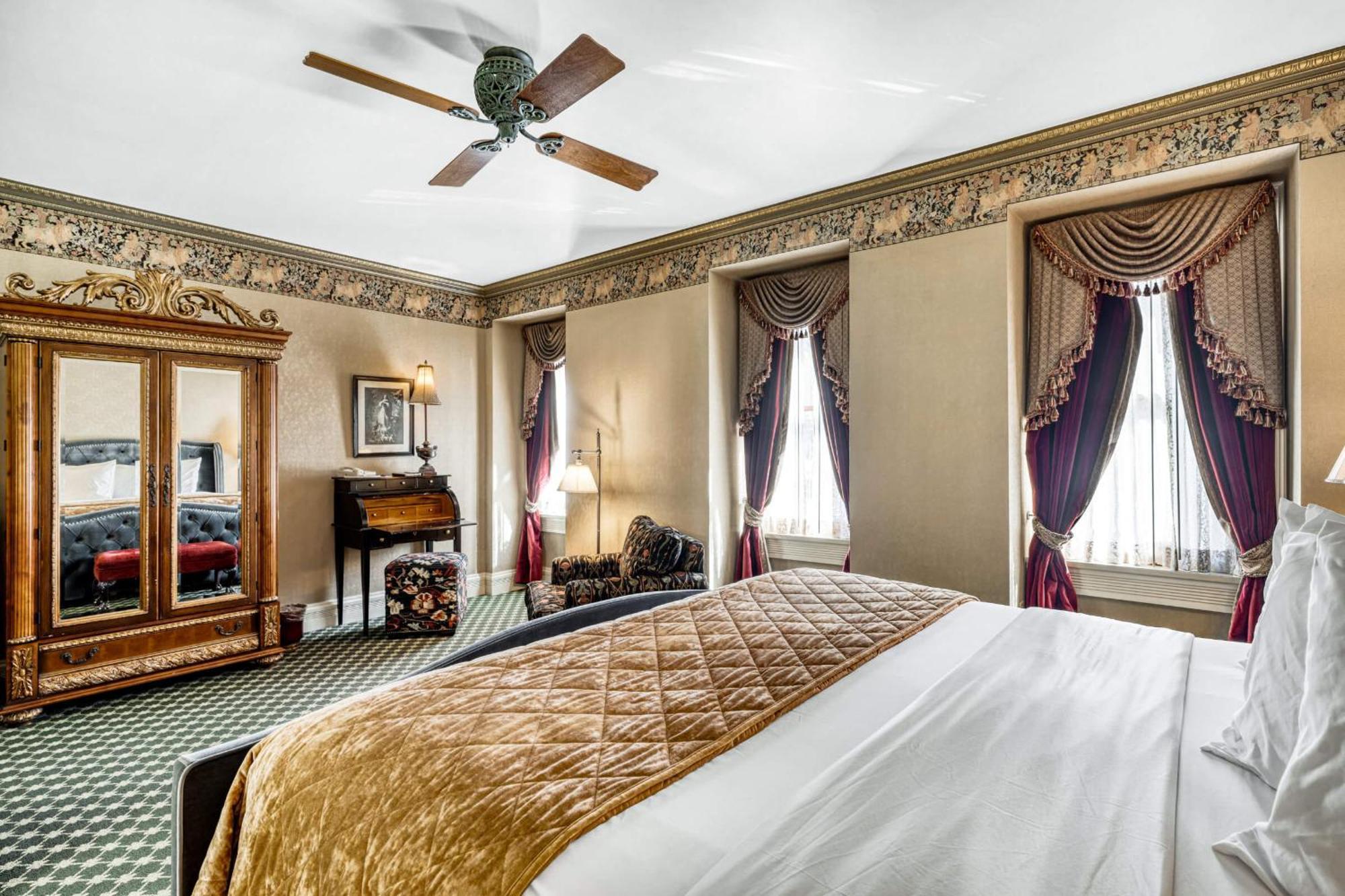 Standard King Room
