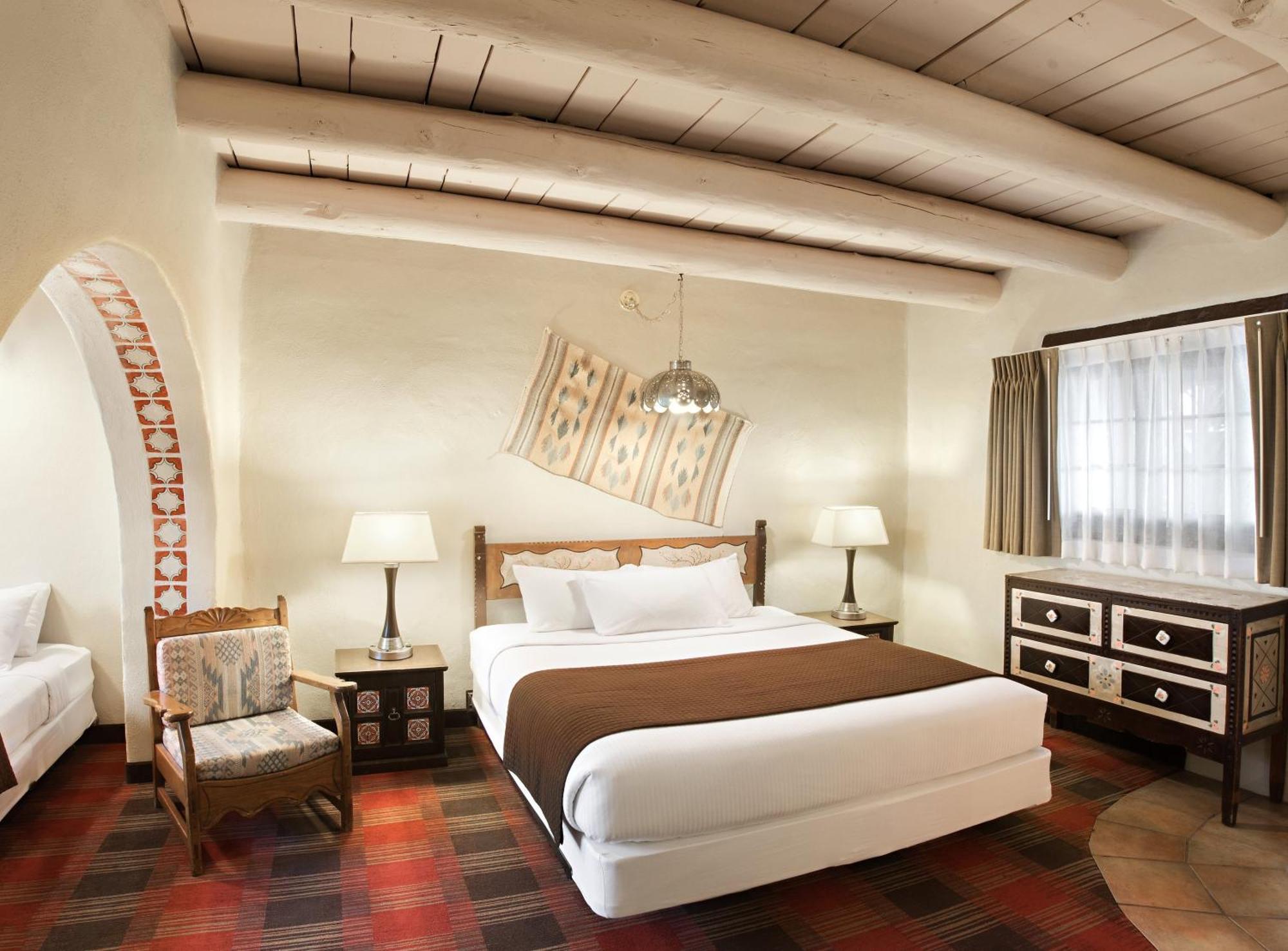 Queen Room Two Queen Beds
