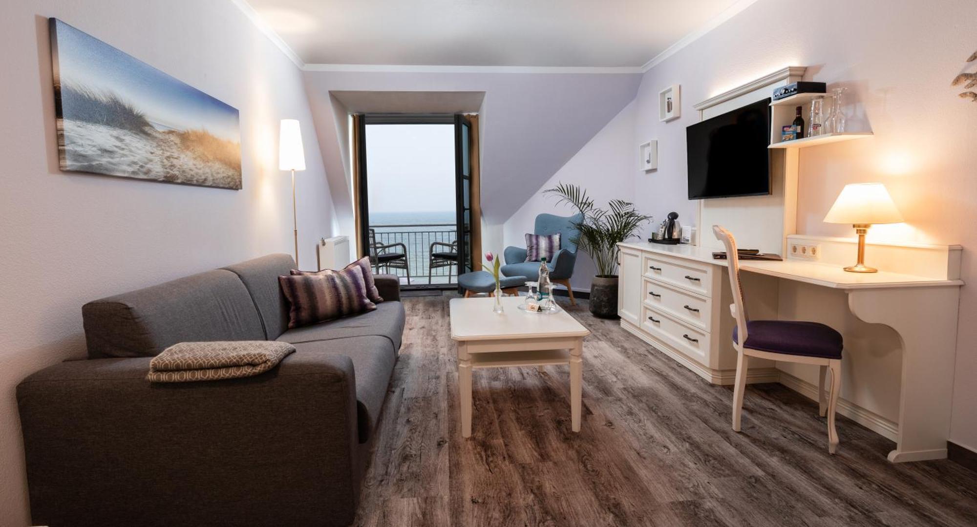 Suite sea side,1641747068:JPEG