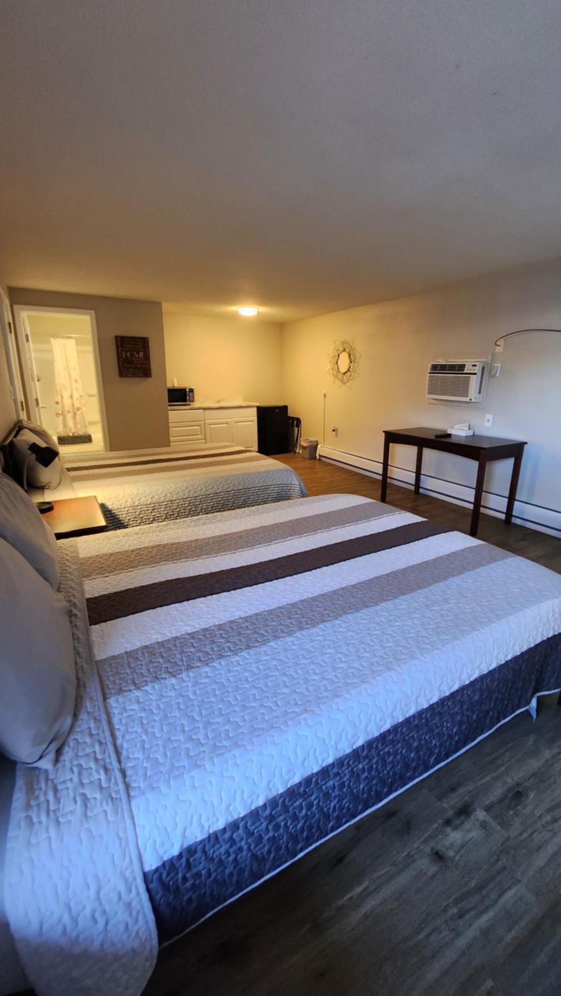 Deluxe Queen Room Two Queen Beds