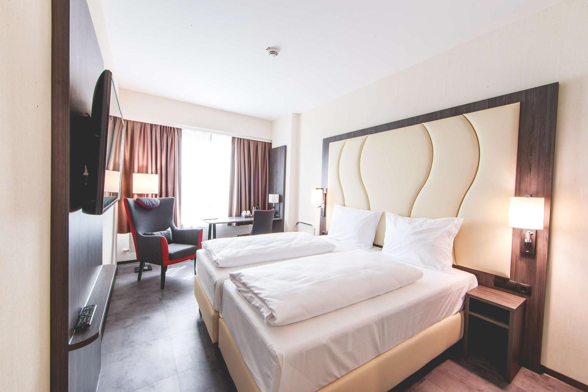 Standard Double Room,1743211573:JPEG