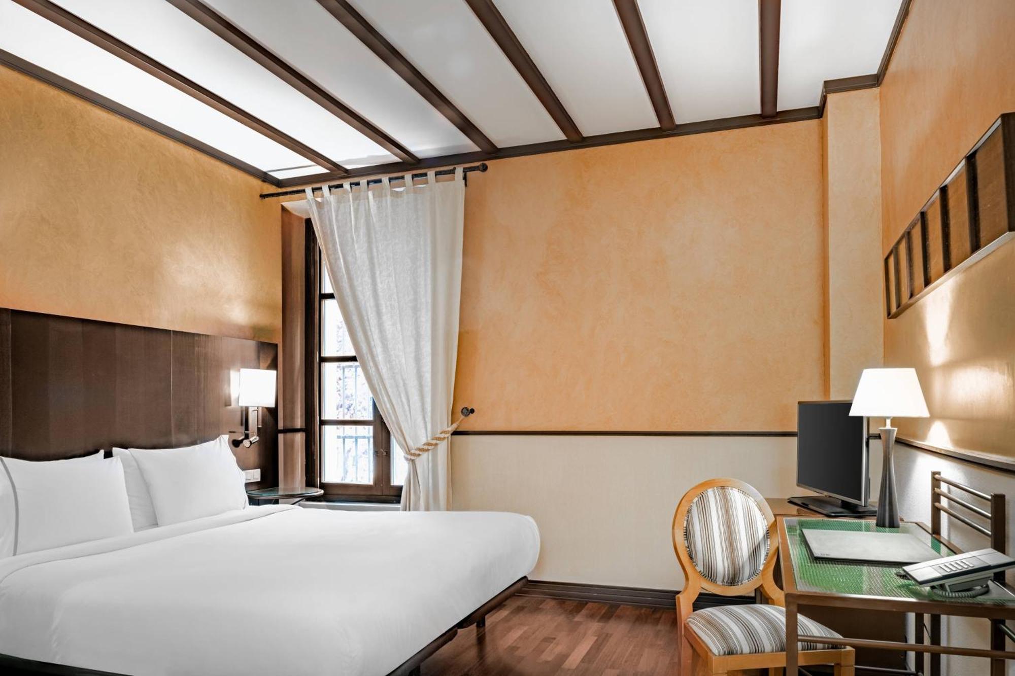 Standard King Room,1642307172:JPEG