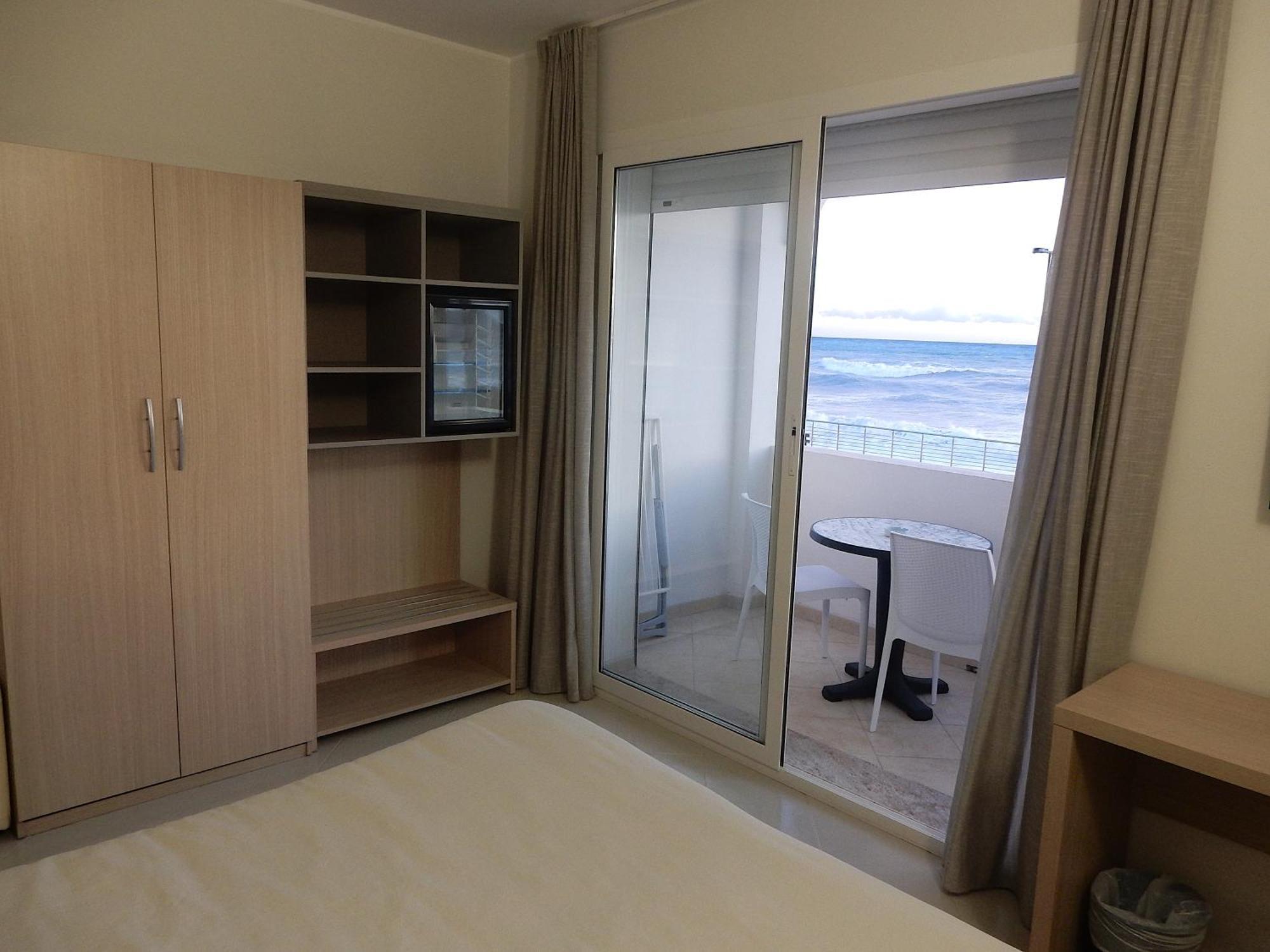 Chambre Double ou Lits Jumeaux - Vue sur Mer