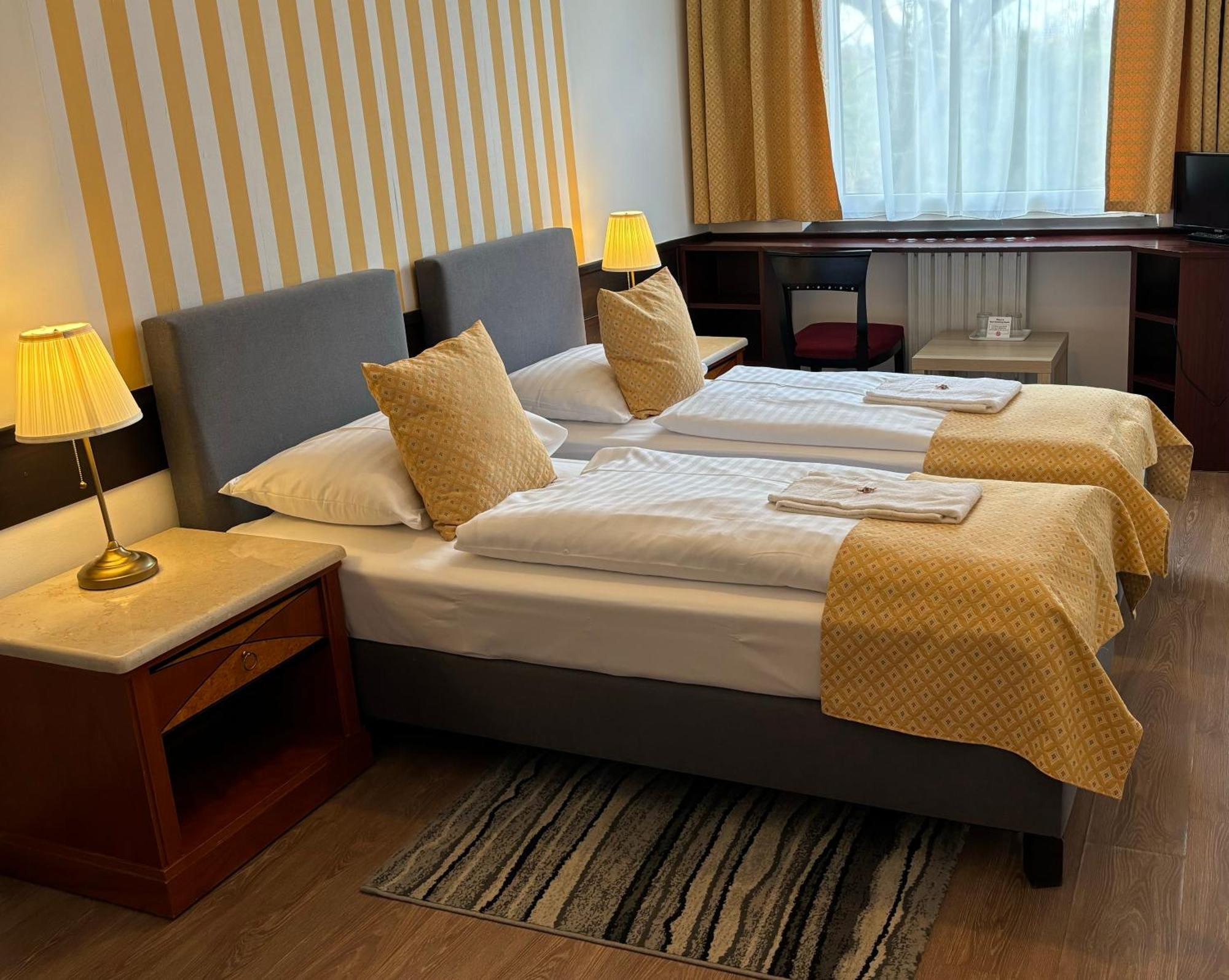 Standard Single Room