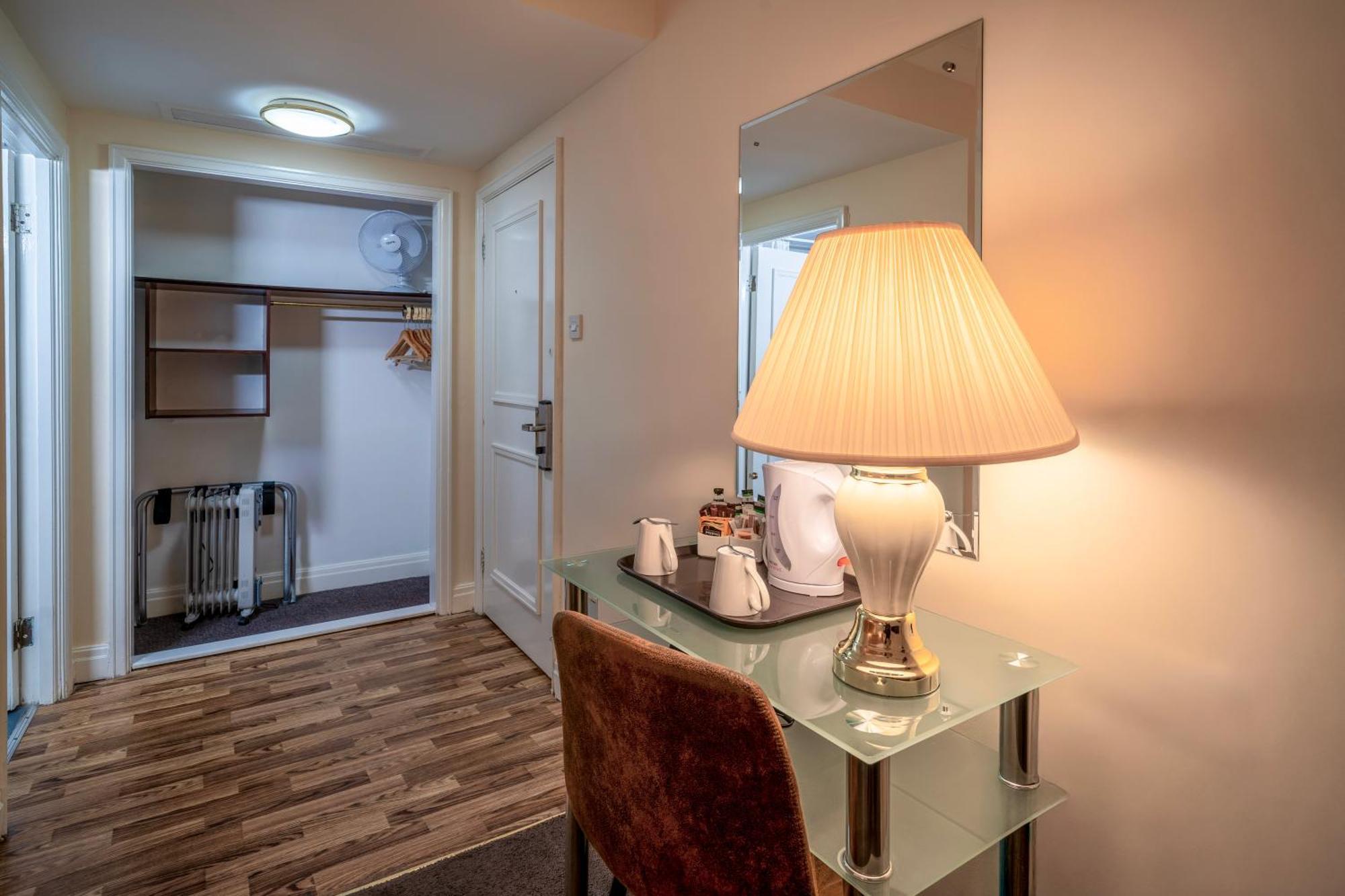 Double Room No Windows