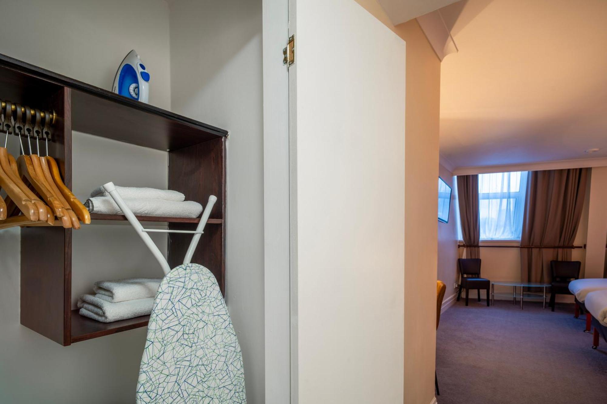 Single Room Private Bathroom