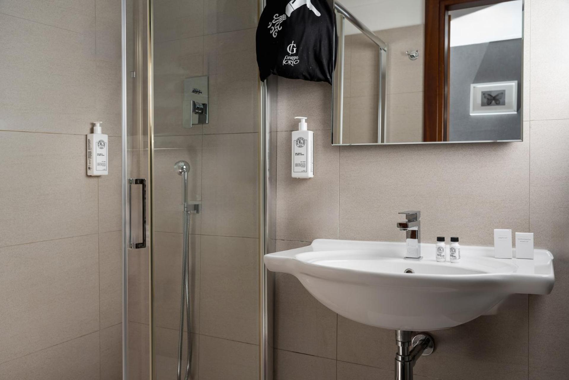 Double or Twin Room,1642308457:JPEG