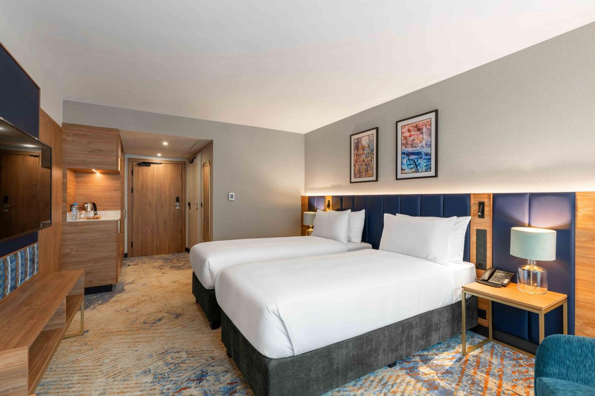 Classic Twin Room