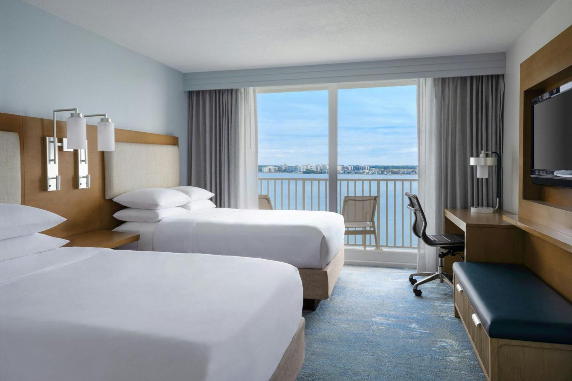 1 Bedroom 2 room Suite, 2 Double, Sofa Bed, High Floor, Waterfront View, Balcony,1026432224:JPEG