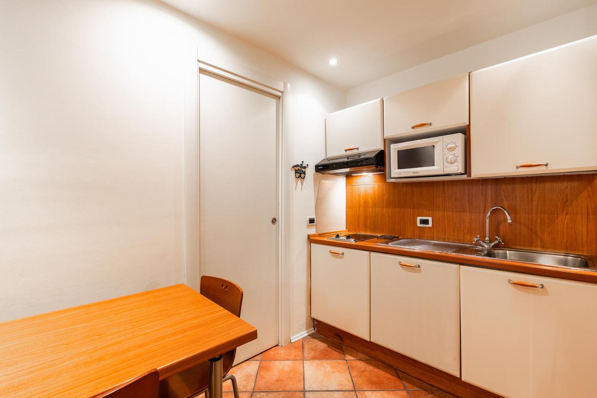 One-Bedroom Apartment,1642326824:JPEG