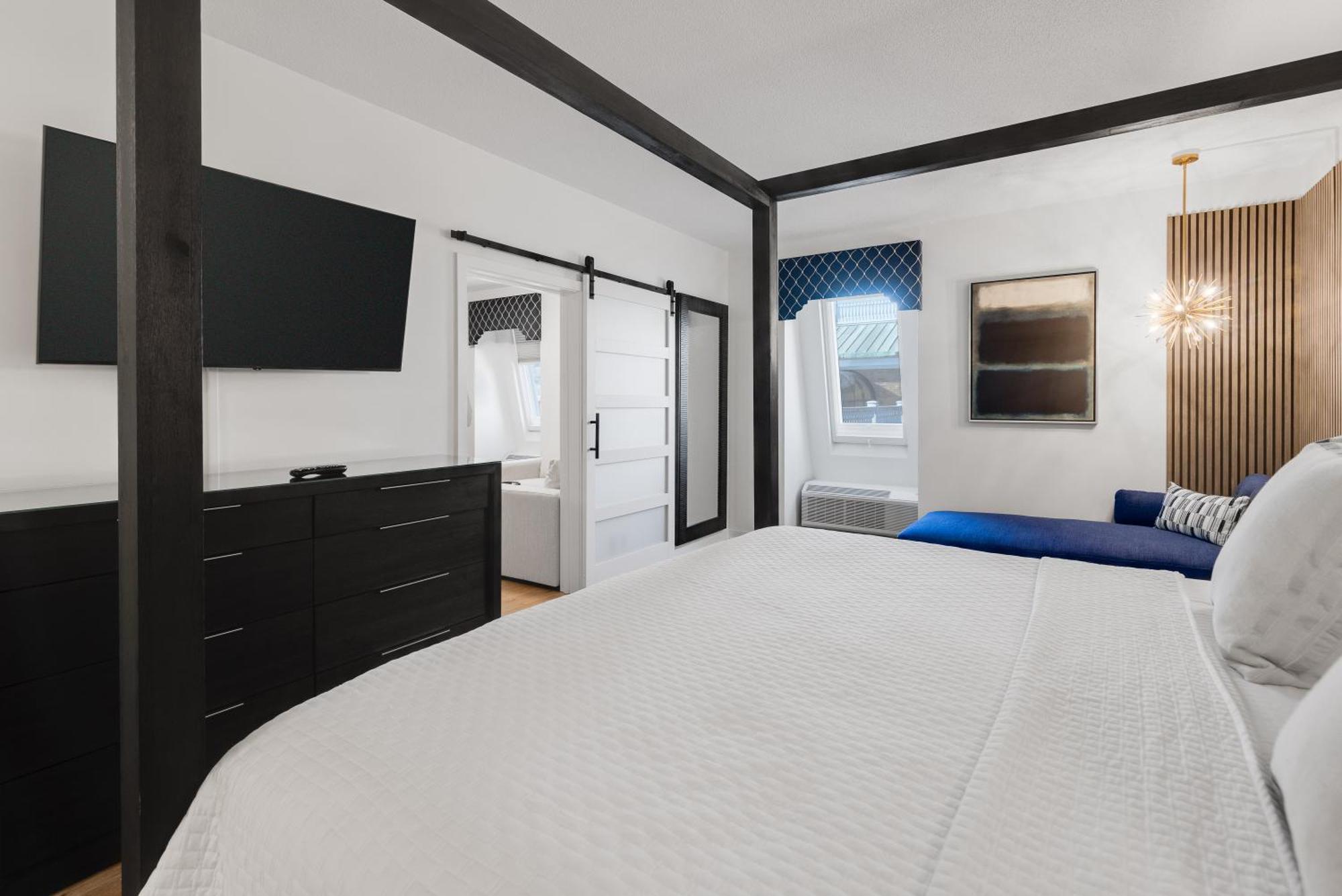 King Suite
