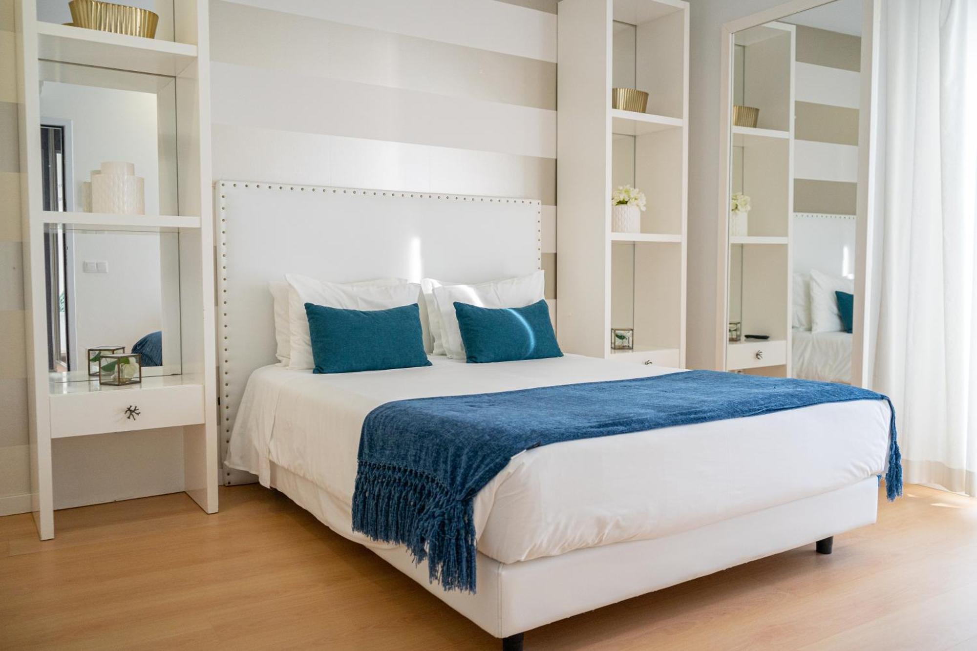 Superior Double Room with Balcony and Sea View,1642357502:JPEG