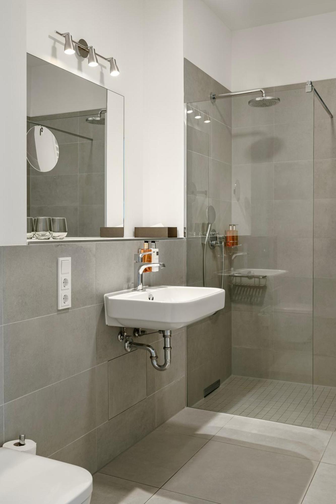 Studio two single beds