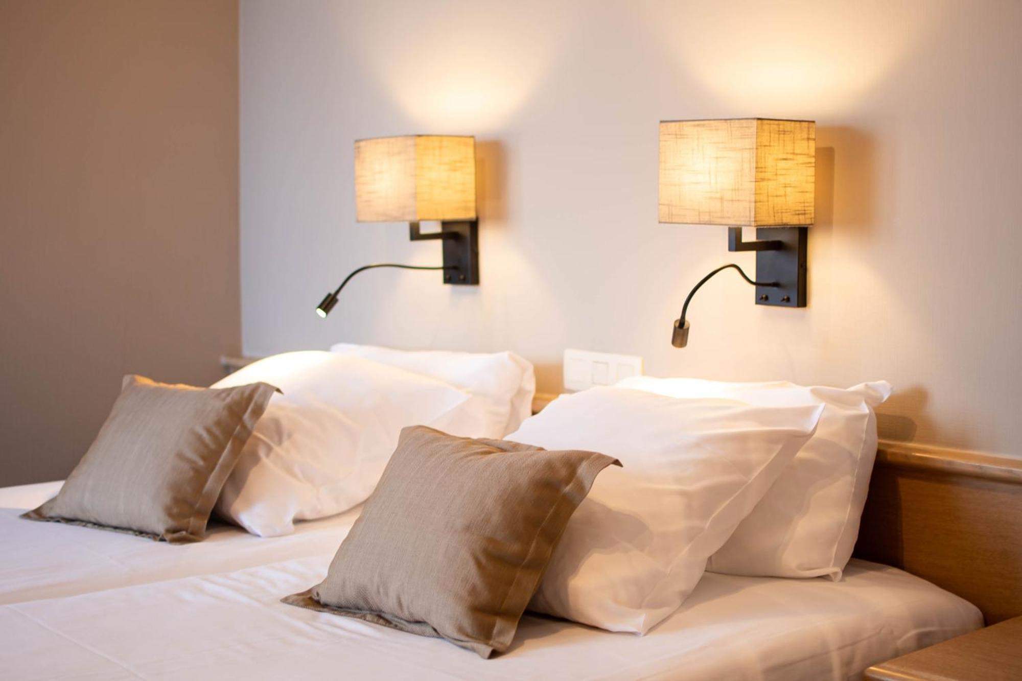 Large Twin Room