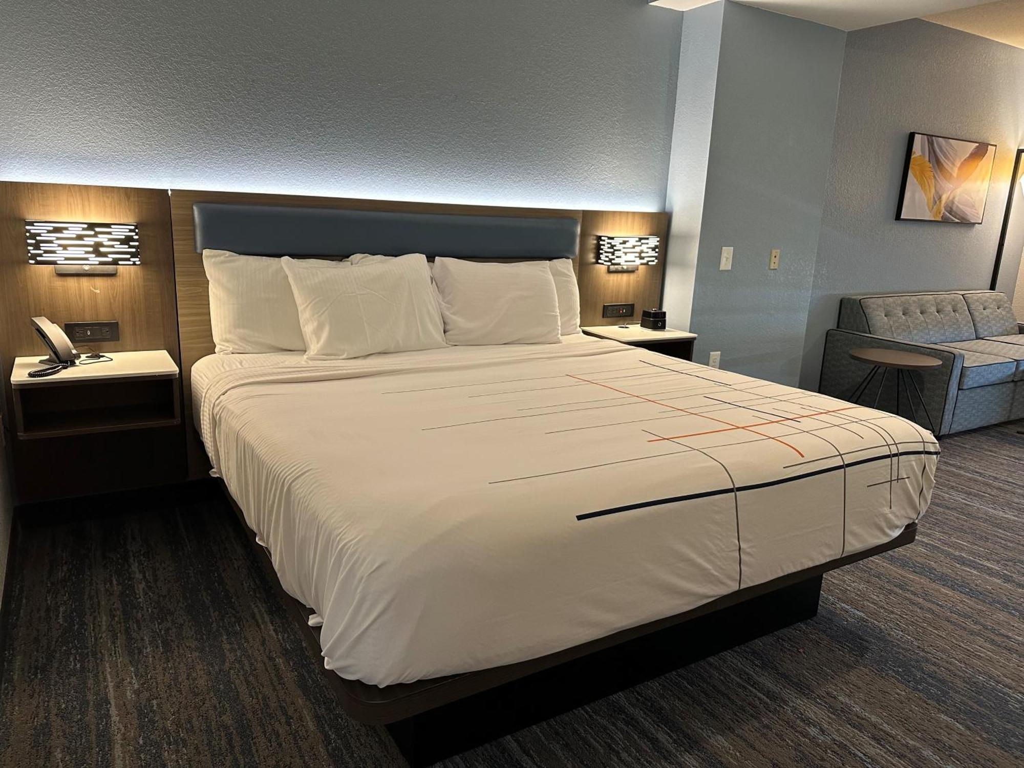 Executive King Room