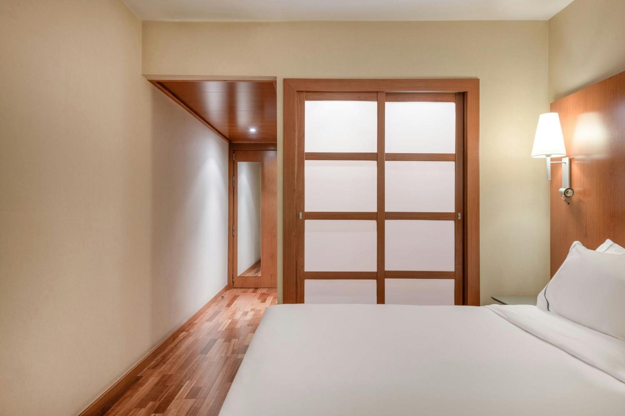 Standard Queen Room,1643133443:JPEG