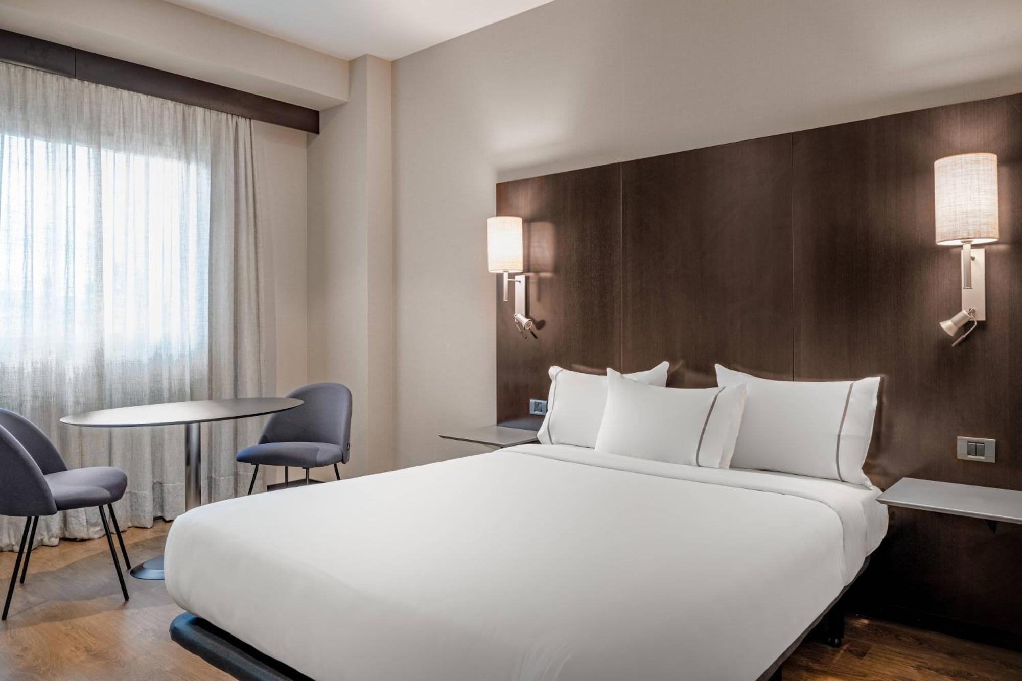 Standard Room Guest room 1 Queen,1643133685:JPEG
