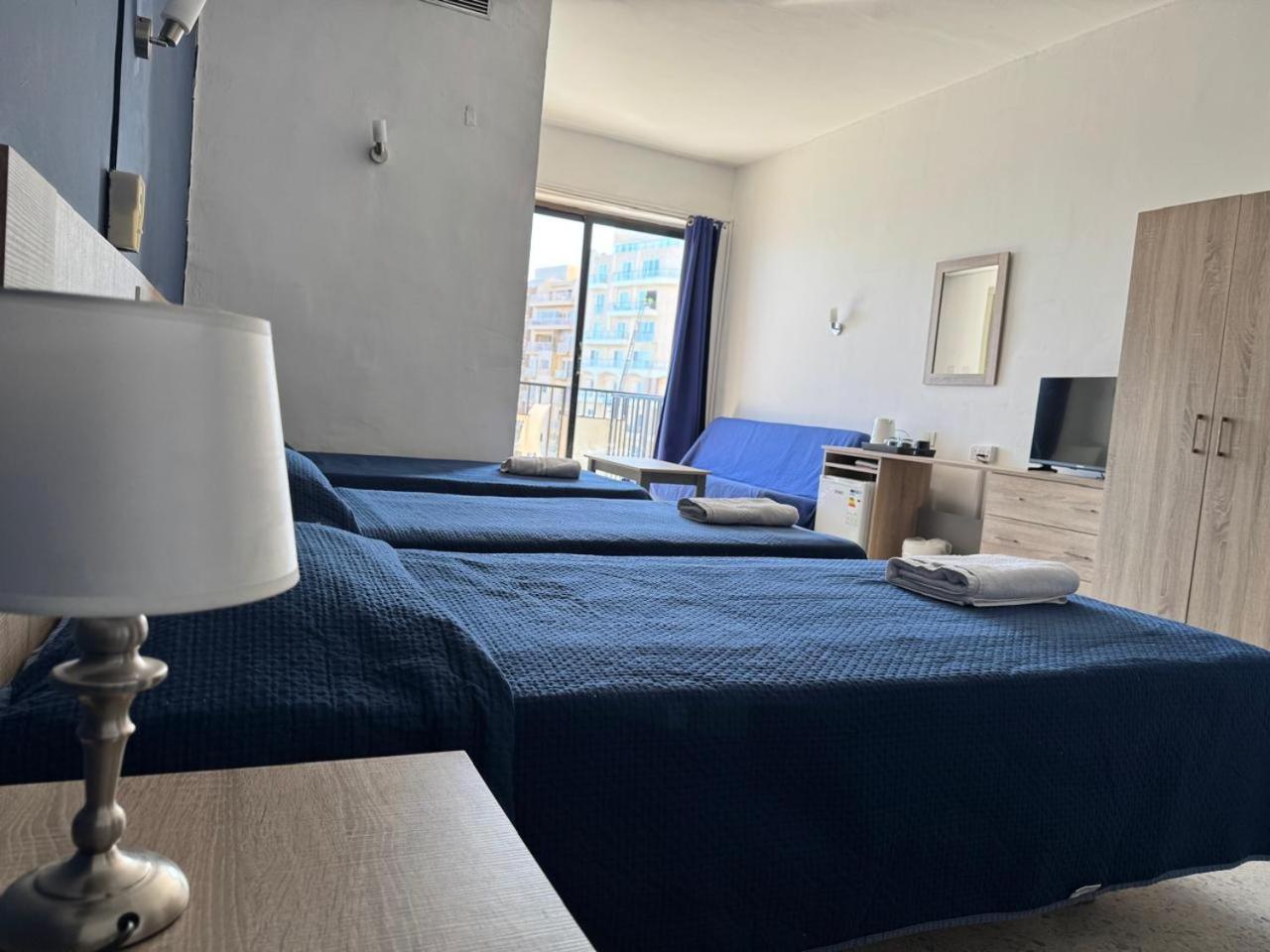 Triple Room Sea View
