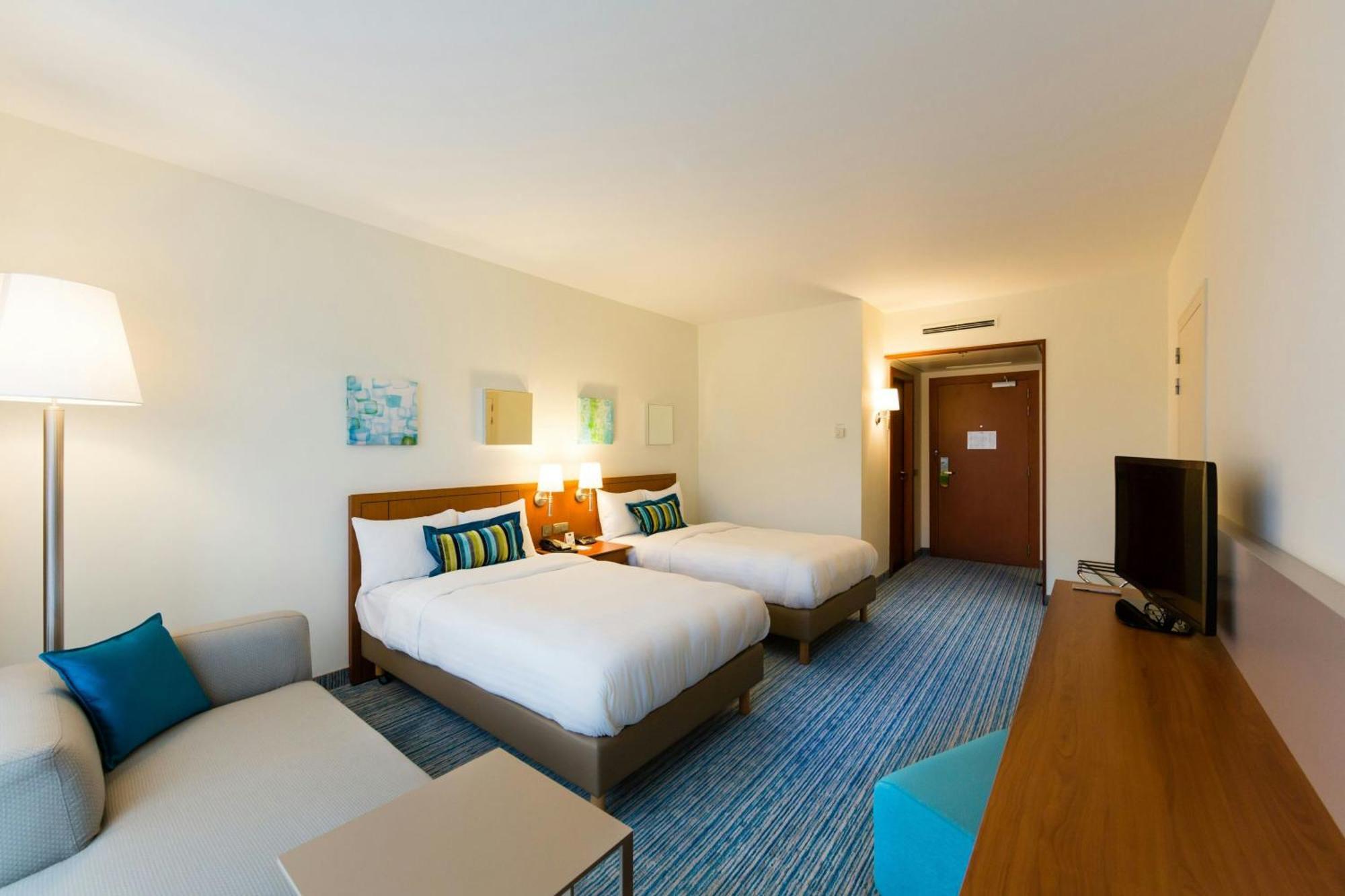 Twin Deluxe room Guest room 2 Twin or Single Beds