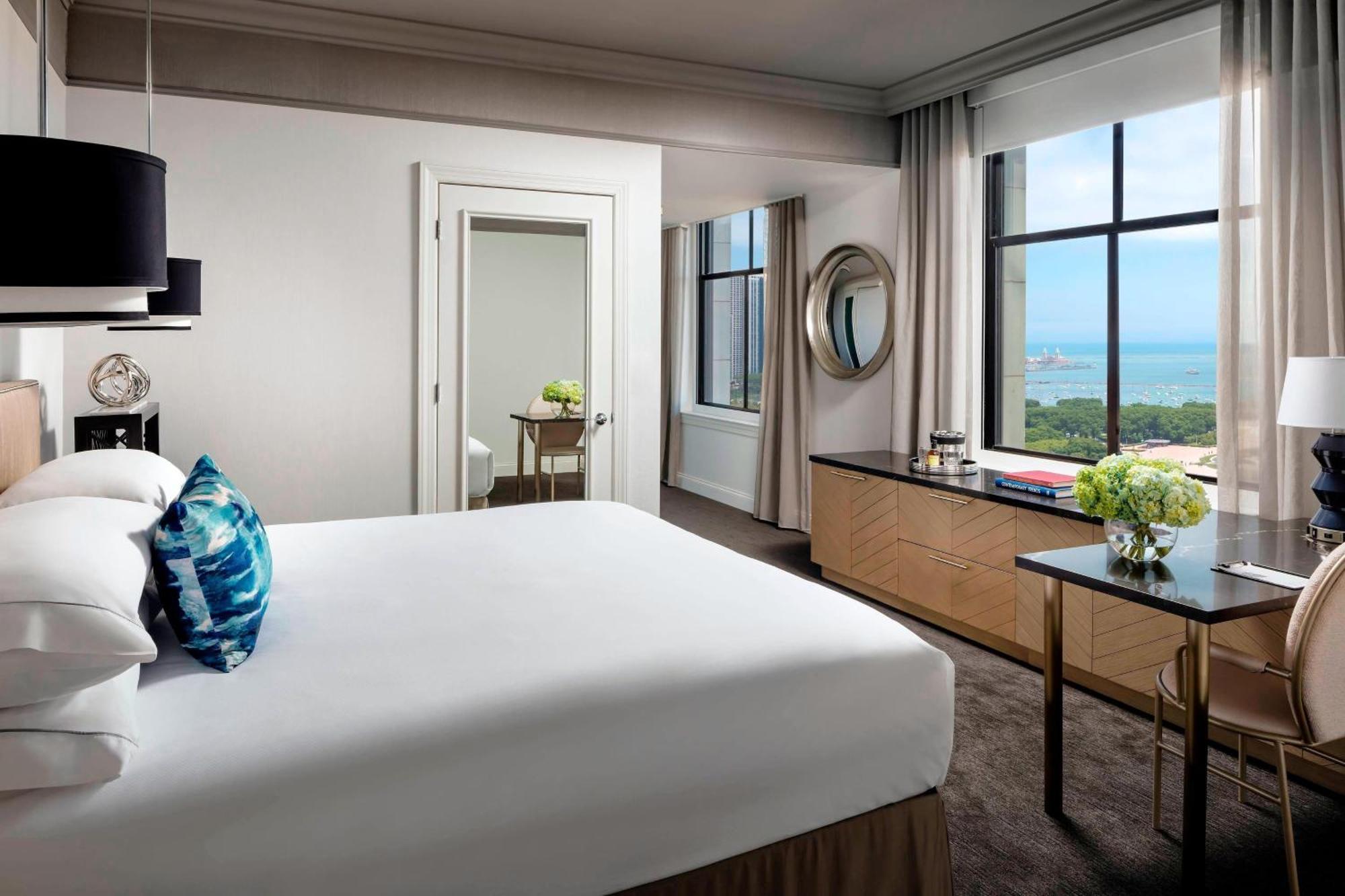 King Room with Lake View,1643146224:JPEG