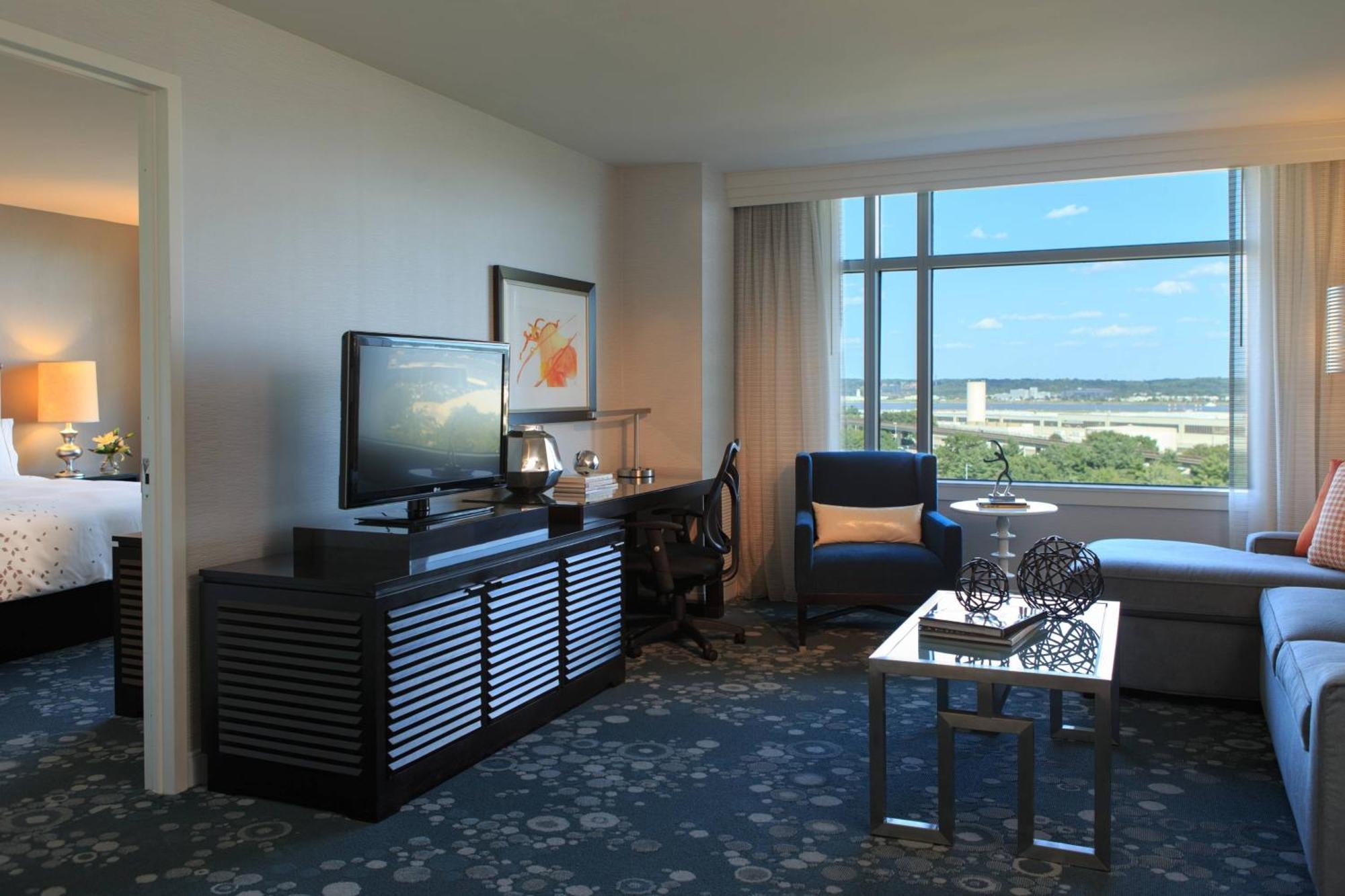 One King Suite,1643153638:JPEG