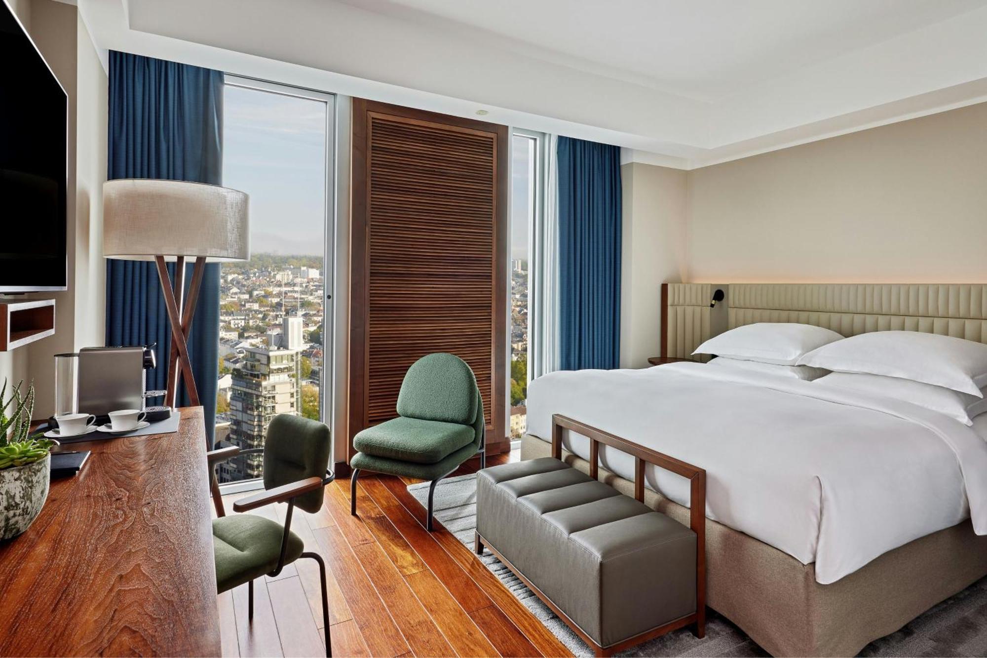 Deluxe King Room,1643160351:JPEG